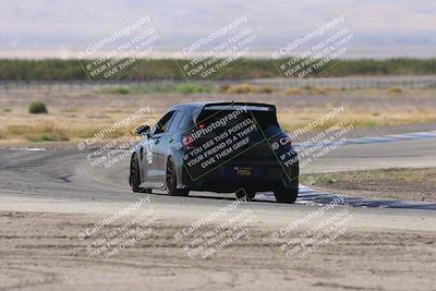 media/Oct-04-2025-OnGrid (Sat) [[44bd565ffa]]/Green Group/Grapevine/